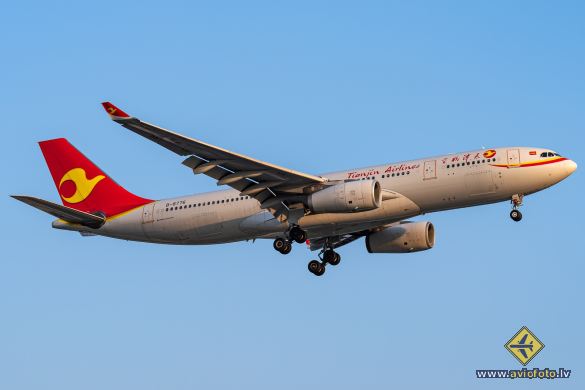 Airbus A330-243